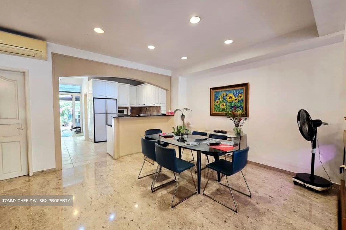 Pasir Ris Beach Park (D18), Terrace #530871511